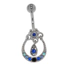 Bauchnabelpiercing mit einem ausgefallenem Design und vielen Kristallsteinen