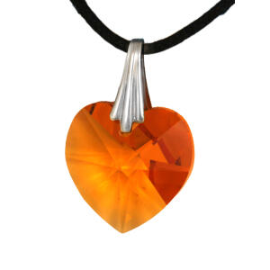 Swarovski-Kristallherz orange mit einer Kordelkette