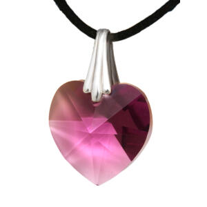Swarovski-Kristallherz helles violett mit einer Kordelkette