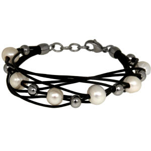 Lederarmband schwarz mit weißen Süsswasserperlen und silbernen Kunstperlen