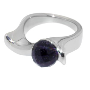 SONDERANGEBOT Ring aus Edelstahl mit violettem facettierten Stein  in violett
