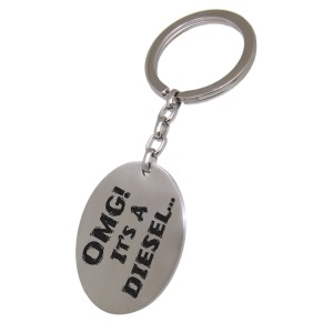 Ovaler Schlüsselanhänger aus Edelstahl mit Ihrer Wunschgravur
