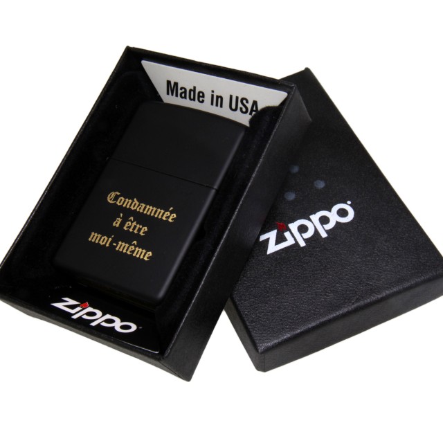 Zippo Feuerzeug schwarz / black matt mit individueller Gravur [LASZIBM]