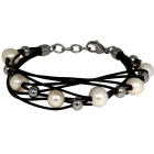 Lederarmband schwarz mit wei&szlig;en S&uuml;sswasserperlen und silbernen Kunstperlen