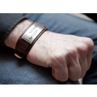 Lederarmband braun mit einer Stahlplatte und indivudueller Gravur