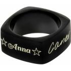 Viereckiger Edelstahlring schwarz PVD beschichtet in 9mm Breite mit Ihrer individuellen Gravur