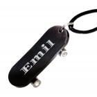 Skateboard-Anhänger aus Edelstahl schwarz PVD beschichtet mit Gravur