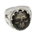 Heavy poison ring with skull motif made of 925 sterling silver, oxidized