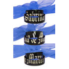 Partnerringe aus Edelstahl schwarz PVD beschichtet glatt mit einer geteilten Wunschgravur