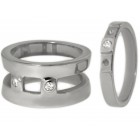 Surgical Steel Ring 2 parts, 3 stones. In mehreren Grössen erhältlich.